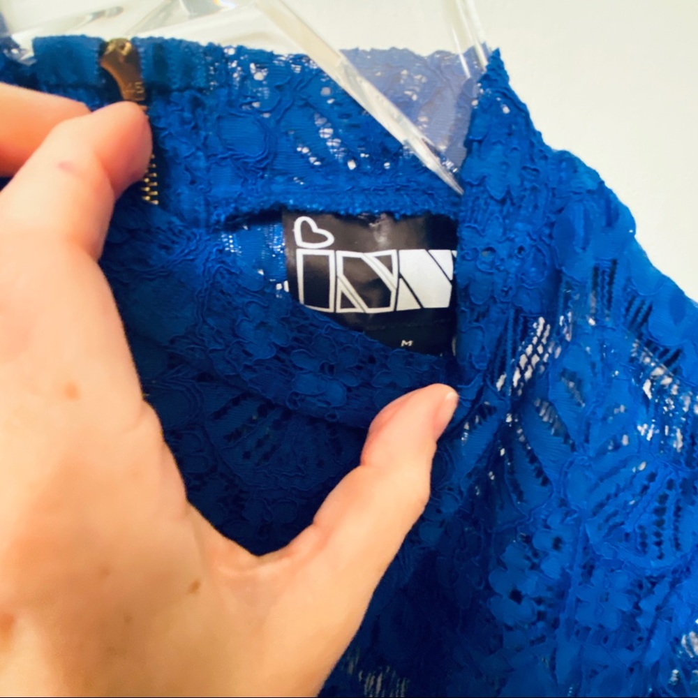 Lace blouse - Picture 6 of 8